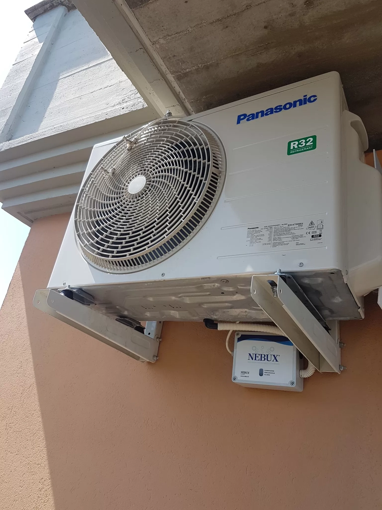 Насос-распылитель Nebux Standard с внешней поплавковой камерой